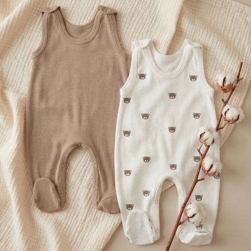 Śpiochy niemowlęce rozpinane w kroku